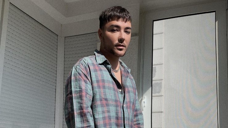 PREOKRET U ŽIVOTU MILANA STANKOVIĆA: Pevač se povukao sa scene i posvetio veri, fanovi i dalje traže odgovore (FOTO) – Milan Stanković povukao se