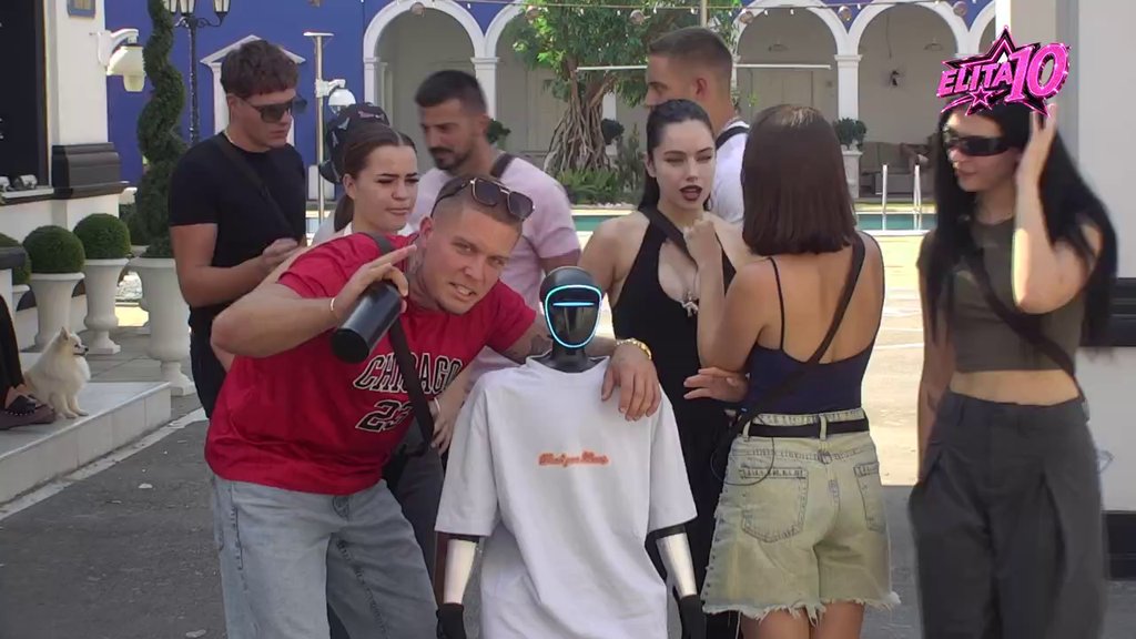 SPETAKL OKO ROBOTA U ELITI: Novi takmičari opkolili Tošu, Leon Caner otvorio dušu pred svima (VIDEO) – robot Toša u Eliti