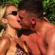INTIMNI SNIMAK DIGAO PRAŠINU: Jovana Jeremić i Tigar razmenjuju strasti na plaži, ruka završila na zadnjici (VIDEO) – intimni snimak Jovane Jeremić