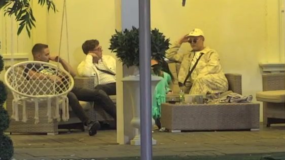 PORŠELINA IZGUBILA STRPLJENJE ZBOG HRKANJA: Mirjana Zuzija pod žestokom paljbom, svi čekaju sledeći potez (VIDEO) – hrkanje u Eliti