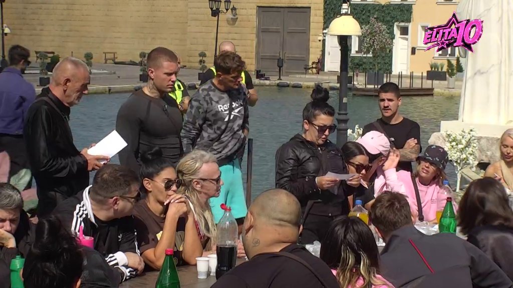 MASKE PADAJU NA RAJSKOM OSTRVU: Bojana javno prozvala Nemanju, a otkrila i koga smatra najvećim glumcem u Eliti (VIDEO)