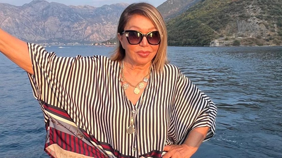 PREOKRET NA ODMORU NA PLANINI: Neda Ukraden ostavila more iza sebe i pokazala zavidnu liniju u kupaćem kostimu (FOTO) – Neda Ukraden u kupaćem kostimu