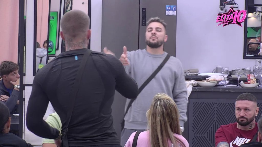 SUKOB EKSPLODIRAO U ELITI: Nikola Đorđević i Leon u žestokoj razmeni uvreda, a Bela kuća bruji zbog njihovih reči (VIDEO) – napad u Eliti