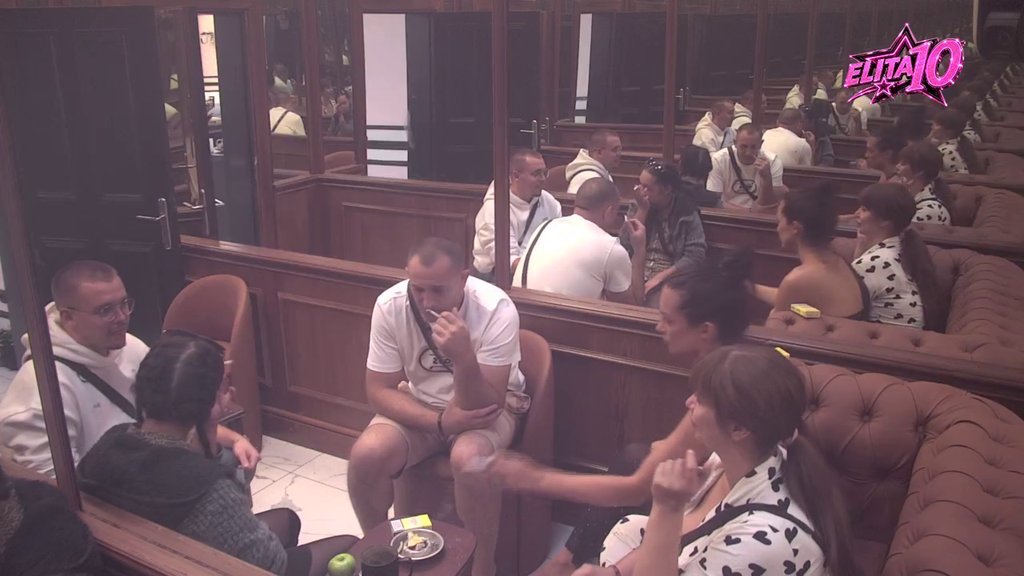 EMOCIJE NA IVICI U BELOJ KUĆI: Rada i Milan evocirali početak svoje veze dok Laura suzama otkriva bol, a Miljana postavlja pitanje koje menja sve (FOTO) – Bela kuća emocije