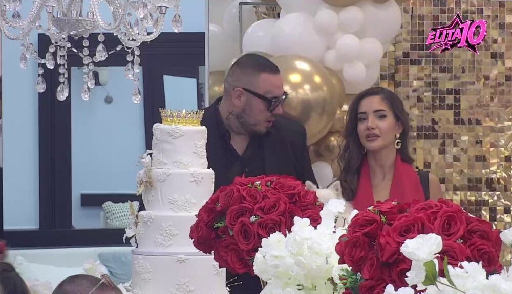 STIGLO PISMO VELIKOG ŠEFA: Proslava rođendana Anđele Đuričić i Filipa Cara pokrenula žurku u Beloj kući, svi čekaju kako će veče da se odvija (VIDEO)