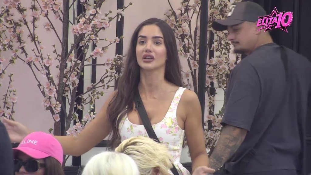 ANĐELA SATERANA U ĆOŠAK TOKOM DEBATE: Priznala da li bi zbog Gastoza prekinula odnos sa Carem, zadrugari ne ostaju ravnodušni (VIDEO) – debata u Beloj kući