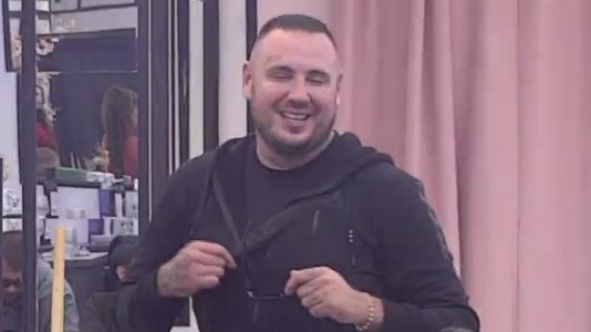 CAR NA METI ZADRUGARA ZBOG IRONIČNOG PRIZNANJA: Filip Car kroz šalu otkrio emocije prema Anđeli, reakcije u Beloj kući ne prestaju (VIDEO) – Carova ironija