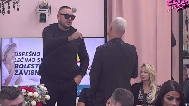 MOĆ I SUKOB U BELOJ KUĆI: Stanić otvoreno podržao Cara, Karić na meti kritika, a pitanje o Anđeli i Sukiju još visi u vazduhu (VIDEO) – Stanić uživa u Karićevom debaklu