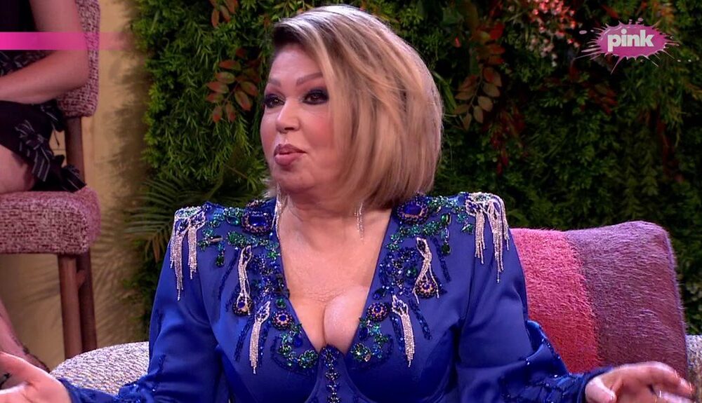 RODITELJI NISU MOGLI DA SAKRIJU RAZOČARANJE: Neda Ukraden završila dva fakulteta, ali je muzika ipak pobedila, a ulaganja u nekretnine donela joj bogatstvo (FOTO) – Neda Ukraden dva fakulteta