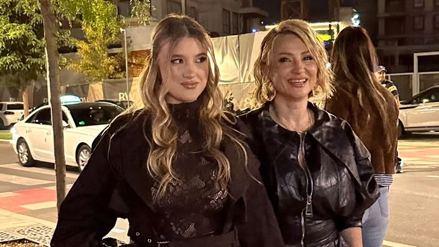 KONAČNO OTVORENO O MAJCI I ĆERKI: Goca Tržan otkrila kako izgleda priprema za izlazak sa Lenom, a razlog za njenu odluku iznenadio mnoge (FOTO) (VIDEO) – priprema za izlazak sa ćerkom