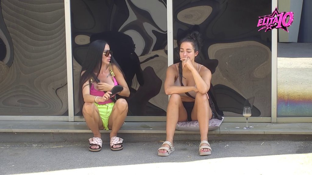 PREOKRET U BELOJ KUĆI: Slađa Poršelina gura Lauru Ivanu Marinkoviću da bi sebi otvorila put do Cara (VIDEO) – Slađa Poršelina i Ivan Marinković