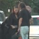 PREOKRET NAKON SKANDALA SA JELENOM RADANOVIĆ: Ana Nikolić i Rale ponovo zajedno, pevačica otežano hoda dok on brine o Tari (FOTO)