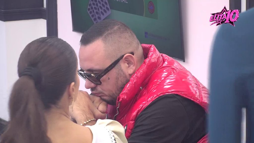 ŽESTOK OBRAČUN U PITANJIMA GLEDALACA: Miljana oplela po Alibabi, Dača i Uroš uzdigli Cara – Maja Marinković u centru pažnje, a reakcije ne prestaju (VIDEO) – Maja Marinković u Beloj kući