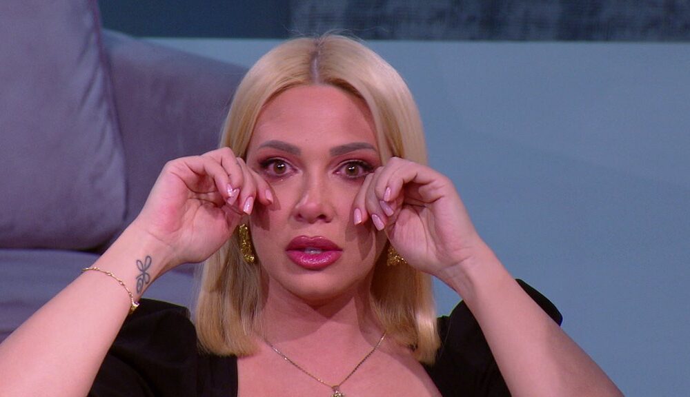 MASKE PADAJU U PRIČI MILICE TODOROVIĆ: Pevačica otvoreno o burn-outu i pesmi koja je obeležila njen život (VIDEO) – burn-out kod muzičara