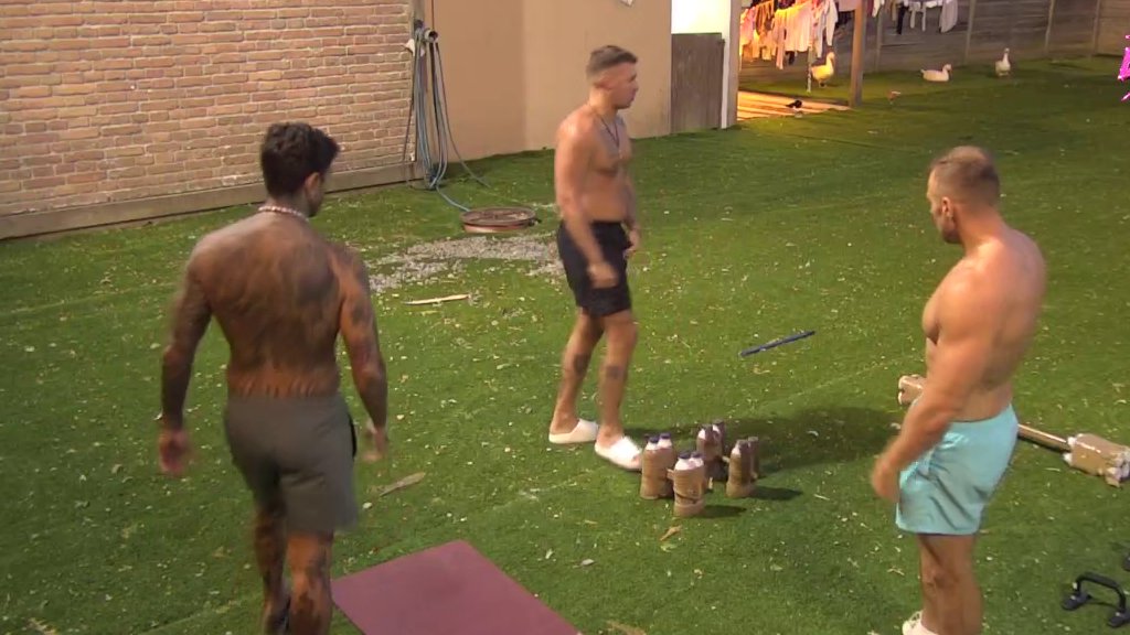 PREOKRET U ELITI ZBOG LJUBAVNIH TRZAVICA: Filip Đukić se okrenuo treninzima, traži izlaz iz emotivnog haosa (VIDEO) – Filip Đukić treninzi