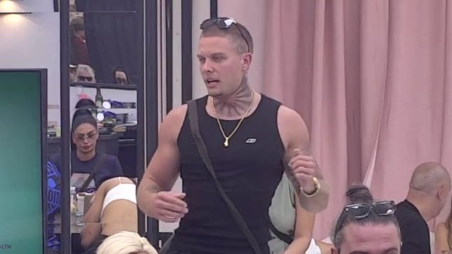 MASKE PADAJU ZA CRNIM STOLOM: Dalibor Zarić iskreno o zadrugarima, Leon u centru pažnje, a Sanja mu šalje flert pred svima (VIDEO) – Leon narastao kao kvasac