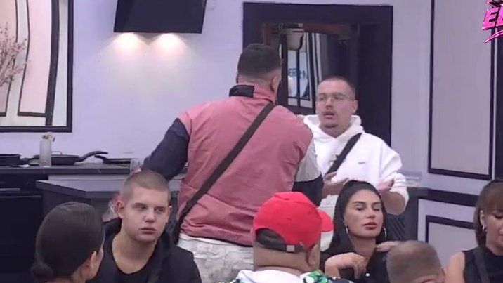 SUKOB ZA STOLOM U ELITI: Marko Janjušević Janjuš otvoreno o Lauri Prgomet i Borislavu Terziću, a komentar je izazvao pometnju (VIDEO)