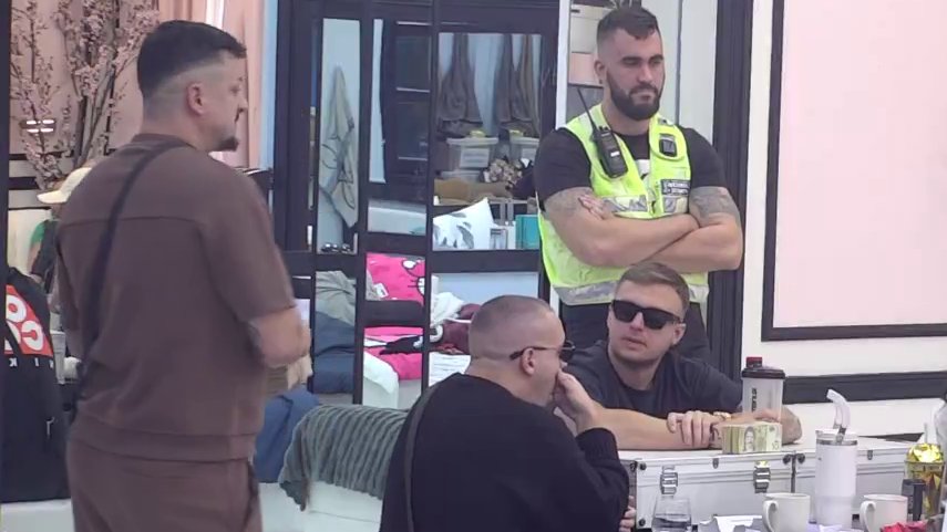 PODELIO MOĆ U BELOJ KUĆI: Terza odabrao kome ide veliki budžet, Karić dobio neočekivane pohvale (VIDEO) – podela moći u Beloj kući