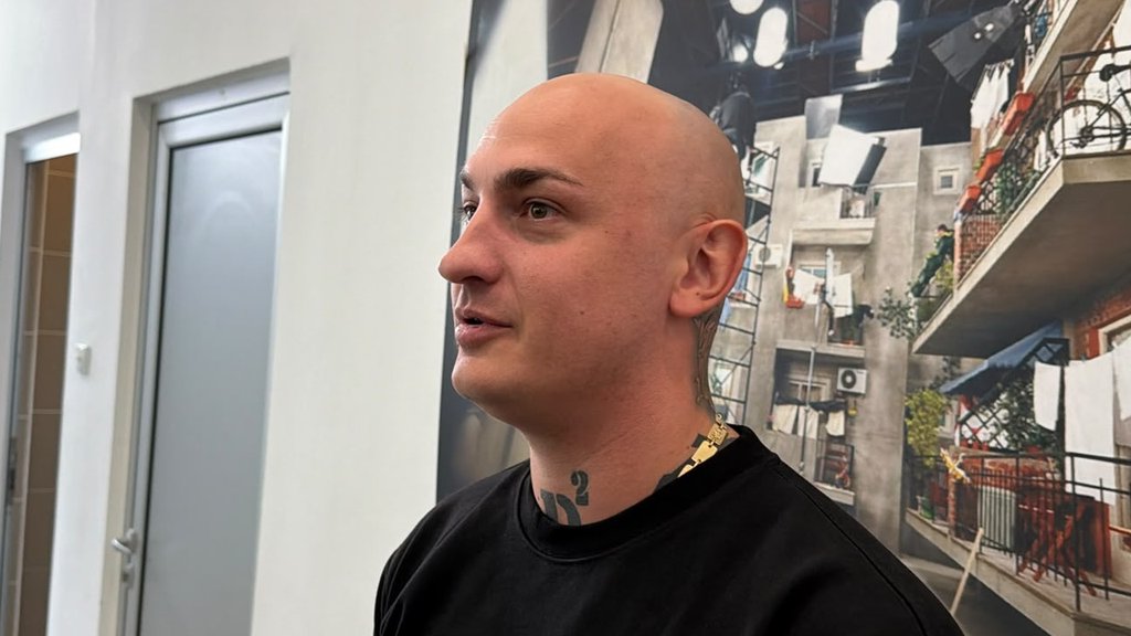 PREOKRET KARIJERE DESINGERICE: Reper Dragomir Despić priznao čime se bavi van scene, a Zorica je bila tema razgovora (FOTO) – Desingerica zanimanje