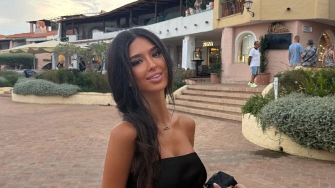 ĐINA DŽINOVIĆ TRAŽI SVOJE: Evo šta je poručila Melini i očuhu sa putovanja, jedan zahtev posebno iznenadio (FOTO)