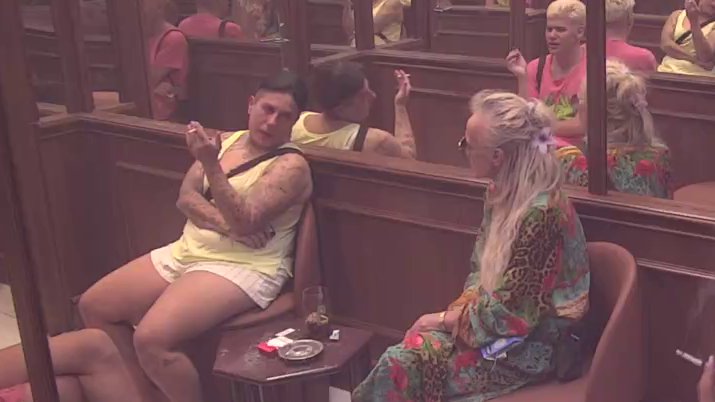 EMOCIJE PREPLAVILE BELOJ KUĆI: Matora nije izdržala suze zbog Dragane, Uroš i Bebi Dol odmah prišli da je uteše (VIDEO)