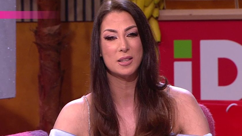 NADEŽDA OTVORENO O ESTRADNIM SUKOBIMA: Otkrila ko joj ne želi dobro i zašto više ne ćuti (FOTO) – odnosi na estradi