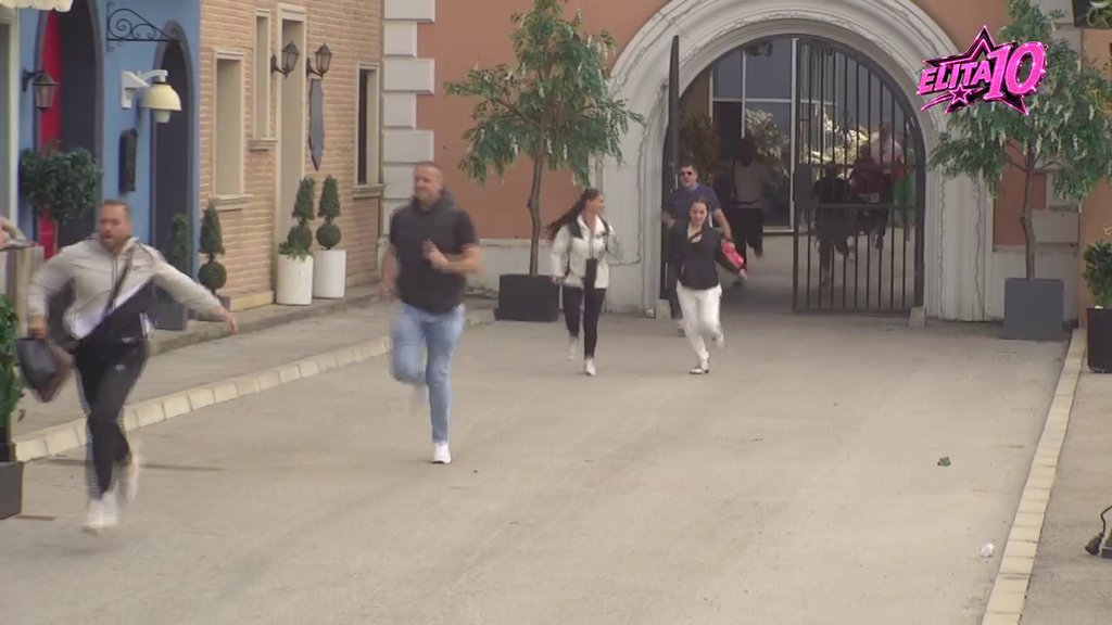 PREOKRET U BELOJ KUĆI: Prodavnica konačno otvorena, svi pojurili po zalihe – Odabrani imaju prednost (VIDEO) – prodavnica u Eliti