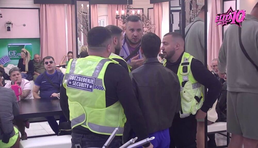 SUKOB KOD CRNOG STOLA: Car isponižavao Đukića, on konačno uzvratio, a obezbeđenje moralo da reaguje (VIDEO) – sukob Car i Đukić