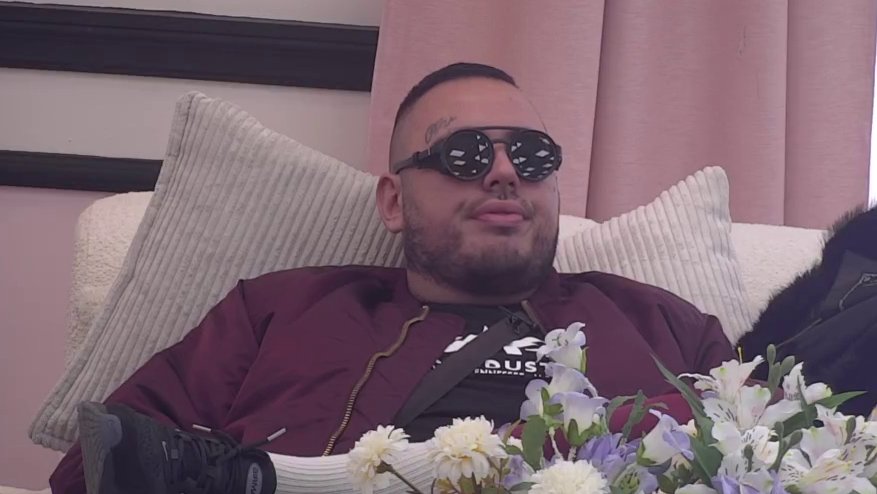 SUKOB OKO HIGIJENE U BELOJ KUĆI: Filip Car raspisao konkurs za spremačicu, a Bora Terzić odmah reagovao – da li Poršelina ostaje glavna? (VIDEO)
