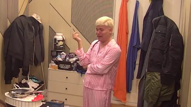 SUZE I NERVOZA U BELOJ KUĆI: Uroš Stanić slomljen zbog Anđele Đuričić, Filip Car pokušava da ga uteši (VIDEO)