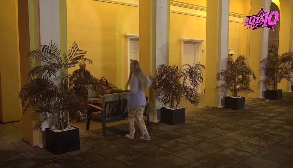 ŽURKA PRE GLAVNE ŽURKE U BELOJ KUĆI: Aneli i Jasenka zaplesale uz Karleušin hit, atmosfera se usijala (VIDEO) – žurka pre žurke