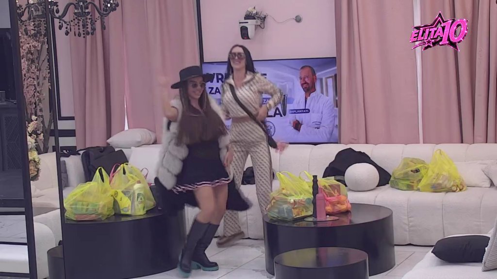 ŽURKA ZAGREJANA PRE PONOĆI: Slađa Poršelina i Sanja Grujić već podigle atmosferu u Beloj kući, da li nas čeka najluđi provod do sada? (VIDEO) – žurka u Eliti 10