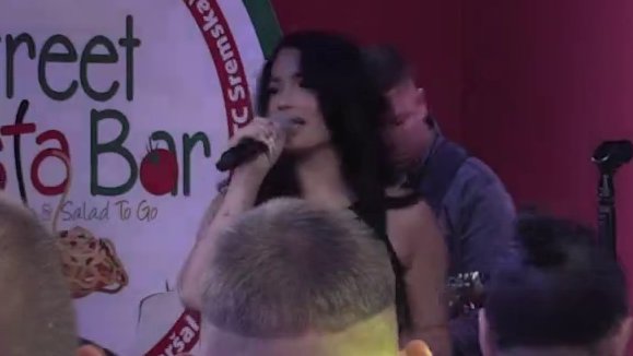 LUDI PROVOD U KAZINU ELITE: Zorana Mićanović i Nemanja Đurđević podigli atmosferu na žurki, učesnici u transu (VIDEO)