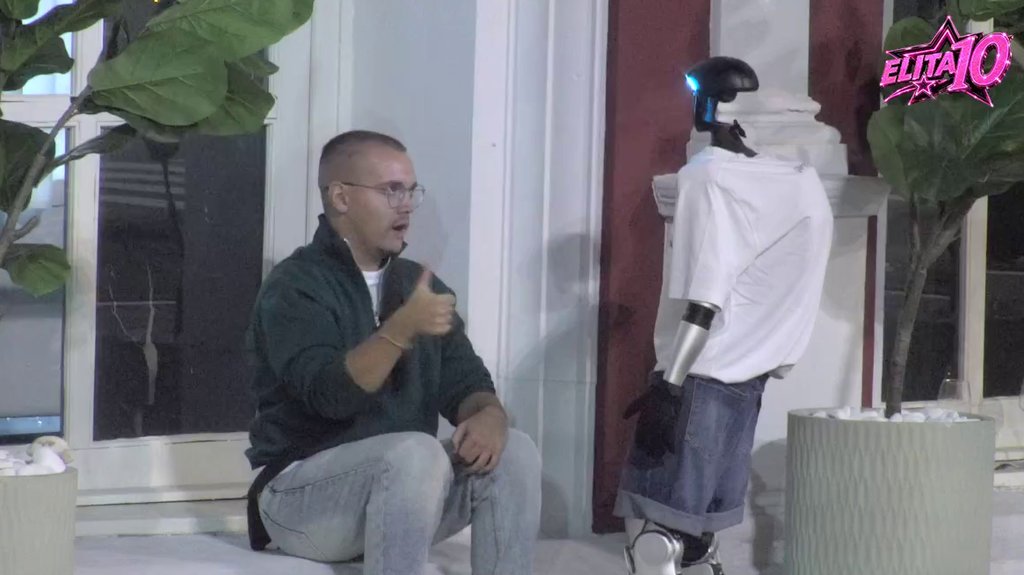 MASKE PADAJU U ELITI: Dača otkrio šifrovanu poruku Aneli, Car u fokusu njihovog razgovora (VIDEO) – šifrovana poruka Aneli