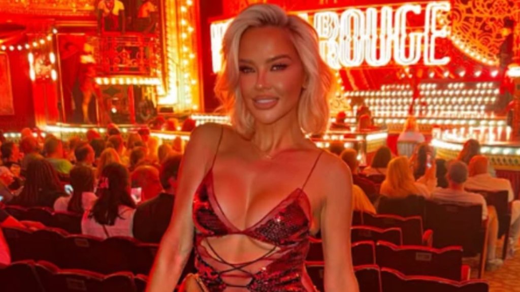 SVI POGLEDI NA MAJU ŠUPUT U LONDONU: Najbogatija pevačica Balkana slavila rođendan u luksuznom hotelu, a stajling je bio pravi spektakl (FOTO) – Maja Šuput u Londonu