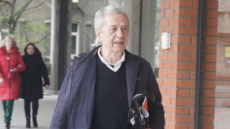 TRAGEDIJA ZATEKLA PORODICU MIROSLAVA ILIĆA: Brat poznatog pevača pronađen u šahti pored kuće, detalji još uvek nepoznati (FOTO) – brat Miroslava Ilića
