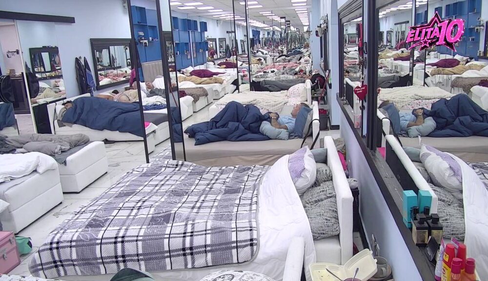 UMOR POSLE LUDOG PROVODA: Zadrugari jedva ustali nakon žurke, jutro u Eliti 10 donelo potpuni muk (VIDEO)