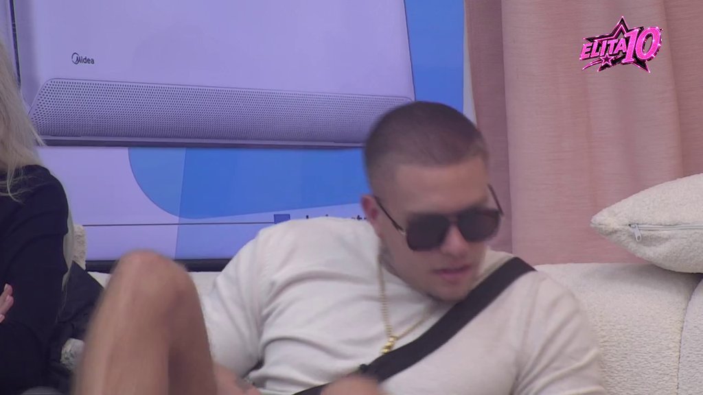 MASKE PADAJU U PITANJIMA GLEDALACA: Mateja Matijević stao uz Filipa, Leon uzvraća Sanji – ko je ovde 'frajer'? (VIDEO)
