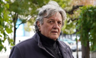 PORODIČNA ATMOSFERA KAKVU RETKO VIĐAMO: Radoš Bajić proslavio rođendan, svi čekaju da glumac podeli trenutke sa slavlja (FOTO) – veliko slavlje u domu Radoša Bajića