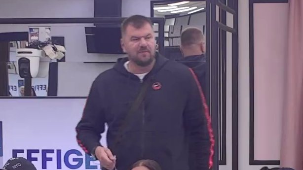 PREOKRET U BELOJ KUĆI: Janjuš otkrio šta se dešava između Cara i Anđele, emocije ne mogu da sakriju (VIDEO)