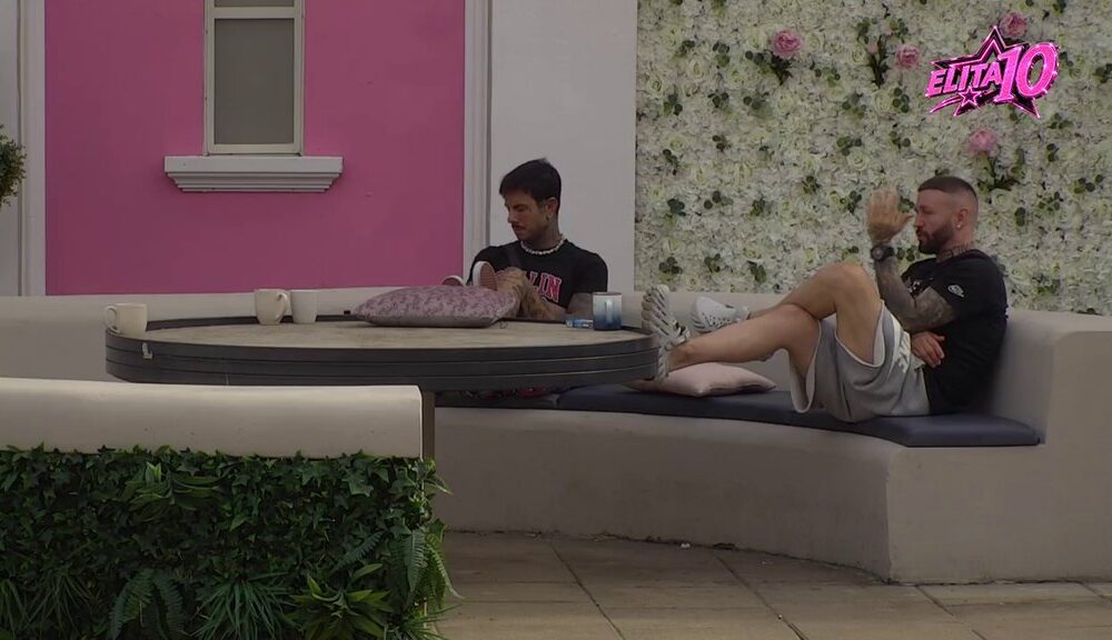 SUKOBI SE NE STIŠAVAJU U BELOJ KUĆI: Ša otvoreno poručio Đukiću da njegova veza sa Aneli nema budućnost, a Filip nije ostao dužan (VIDEO) – veza Đukića i Aneli