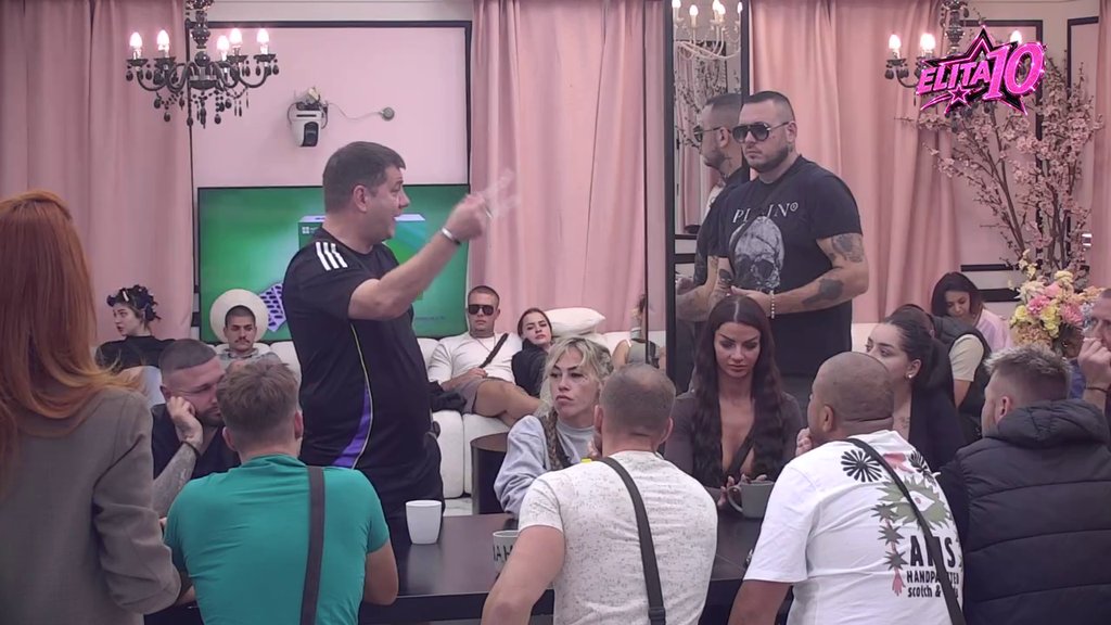 TOTALAN PREOKRET ZA CRNIM STOLOM: Anđela Đuričić i Stefan Karić otkrili šta najviše cene jedno kod drugog, pa je Ivan Marinković bez zadrške prozvao Aneli zbog odnosa sa Carem (VIDEO) – pitanja gledalaca