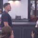 TOTALNA POMETNJA ZA STOLOM: Anđela i Karić posle dužeg vremena oči u oči, napetost u Eliti raste (VIDEO)