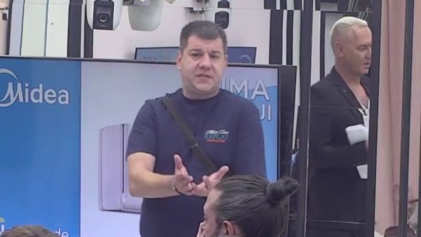 ŽESTOKA RAZMENA REČI U ELITI: Anđela Đuričić otvoreno prozvala Aneli i Ivana, sukobi kulminiraju pred kamerama (VIDEO) – sukob u Eliti