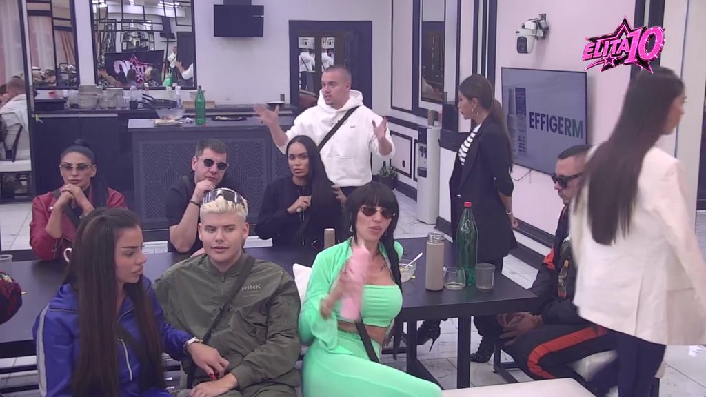 MASKE PADAJU U ELITI: Brutalne optužbe nakon pomirenja Ivana Marinkovića i Aneli Ahmić, zadrugari ne štede reči (VIDEO)