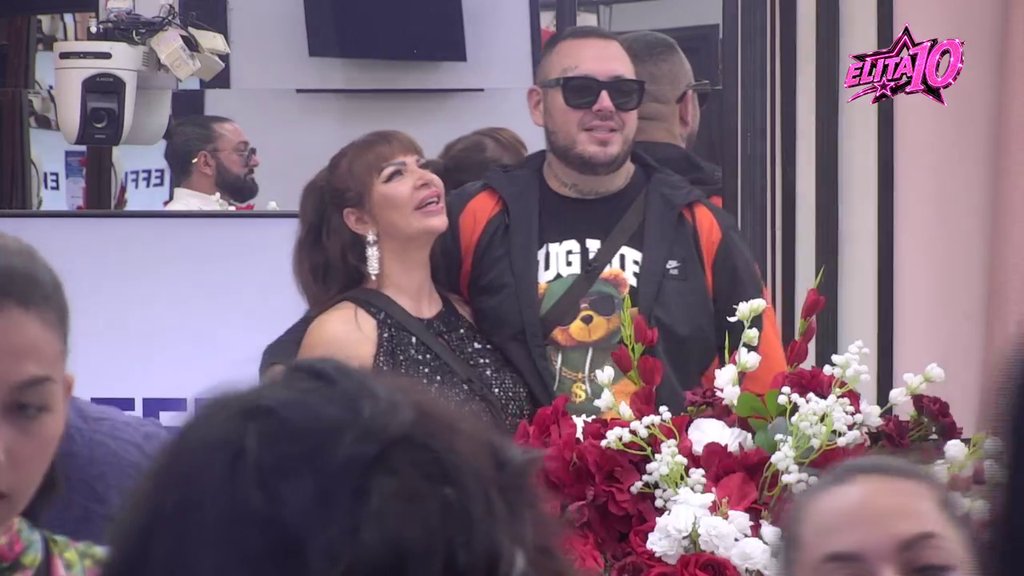 SVE JE PRŠTALO OD EMOCIJA NA ROĐENDANU: Miljana i Ivan poslali dirljivu poruku sinu Željku, slavlje u Beloj kući oduševilo takmičare (VIDEO) – proslava rođendana Miljane Kulić