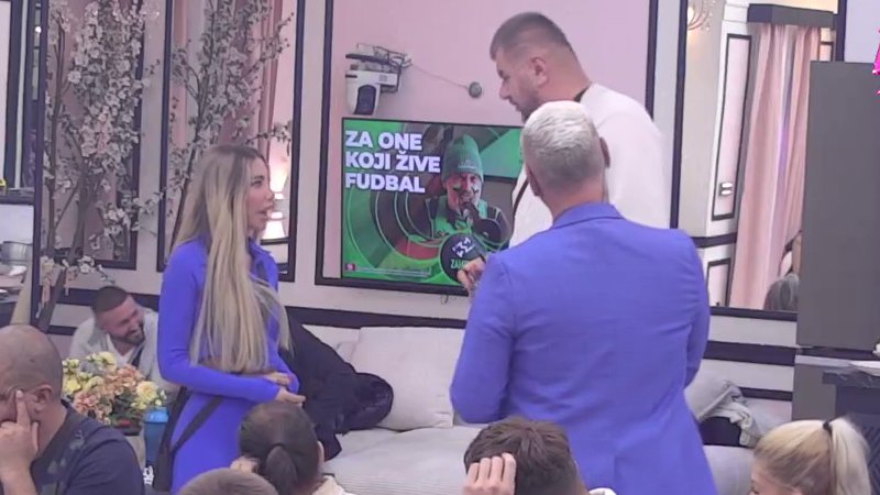 TAJNI SIGNALI OTKRILI NOVU TENZIJU U ELITI: Aneli i Dača uhvaćeni tokom žurke, Filip Đukić nije ostao ravnodušan (VIDEO) – tajni signali u Eliti