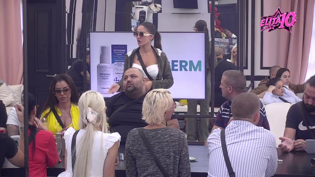 MASKE PADAJU U ELITI: Anđela Đuričić otvoreno prozvala Matoru kao ulizicu, reakcija je sve iznenadila (VIDEO) – ulizice u Eliti