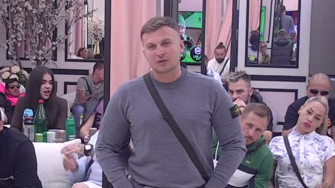 OTROVNE STRELE U ELITI: Stefan Karić otvoreno o rivalstvu sa Filipom Carom, maske polako padaju pred svima (VIDEO) – rivalstvo sa Filipom Carom