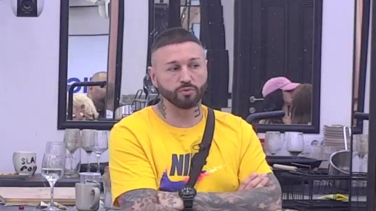 SNAŽAN OBRAČUN U BELOJ KUĆI: Ša otvoreno prozvao učesnike zbog ulizivanja, Jasenka se našla na meti (VIDEO) – ulizice u Eliti